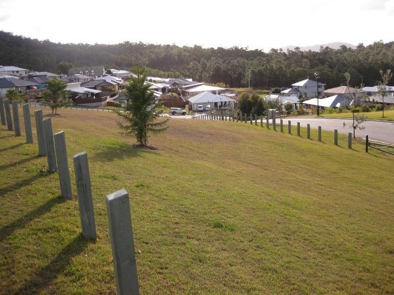 15 Flame Trees Crescent MAUDSLAND 4210, Maudsland QLD 4210