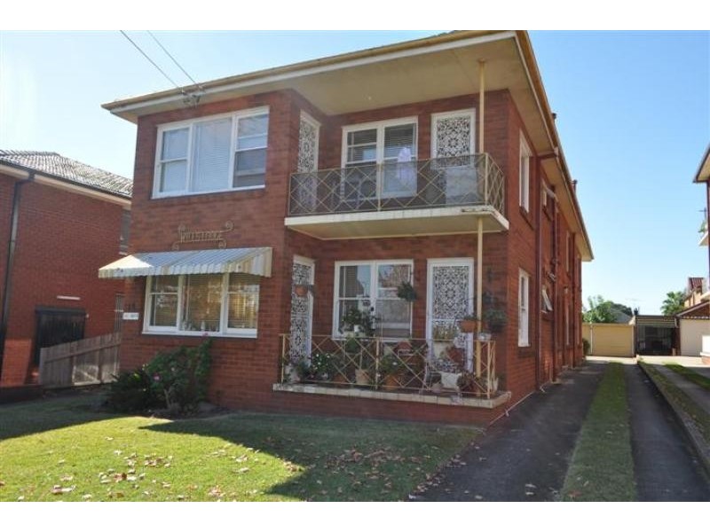 18 The Broadway  PUNCHBOWL 2196, Punchbowl NSW 2196