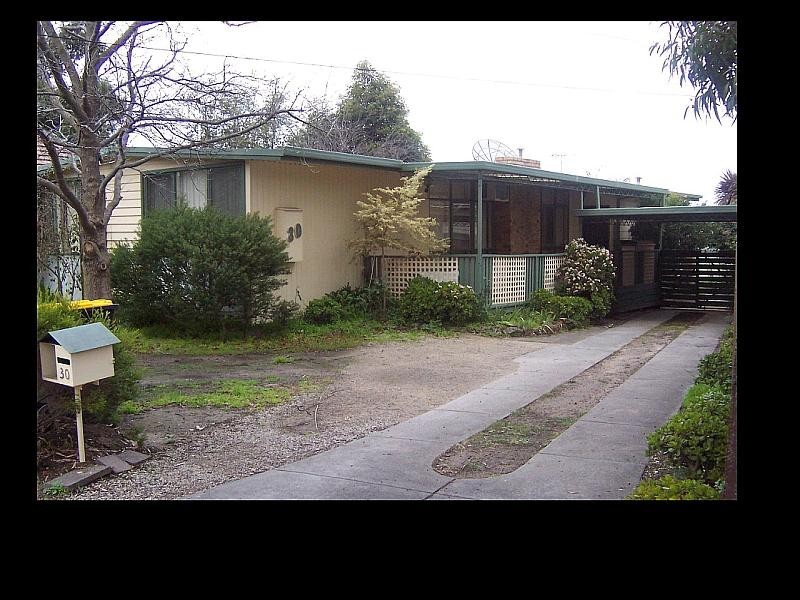30 Lincoln Avenue GLEN WAVERLEY 3150, Glen Waverley VIC 3150