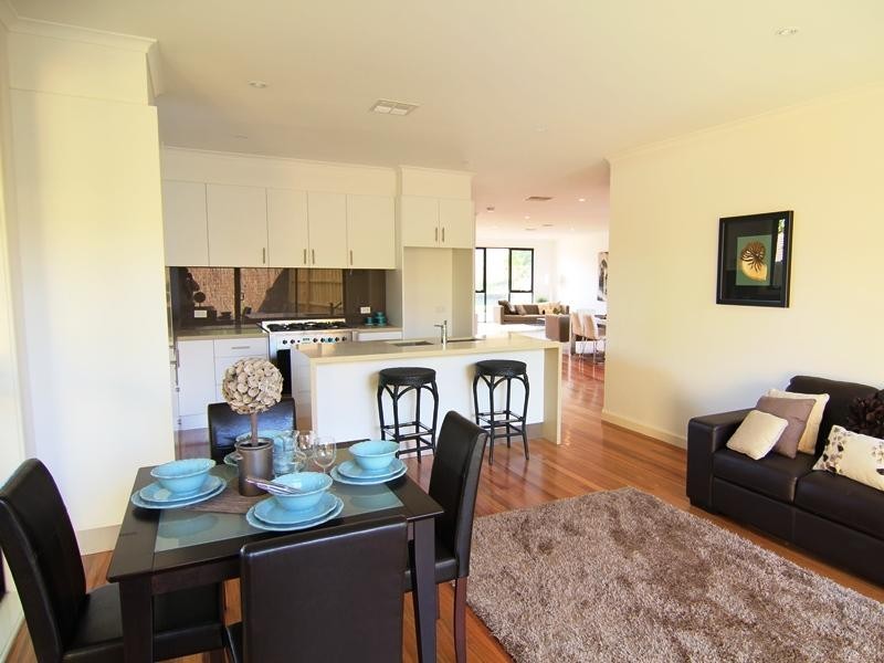2 Arthur Street BURWOOD EAST 3151, Burwood East VIC 3151