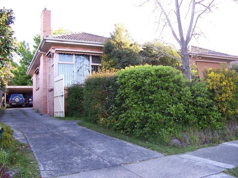 24 Kennedy Street GLEN WAVERLEY 3150, Glen Waverley VIC 3150