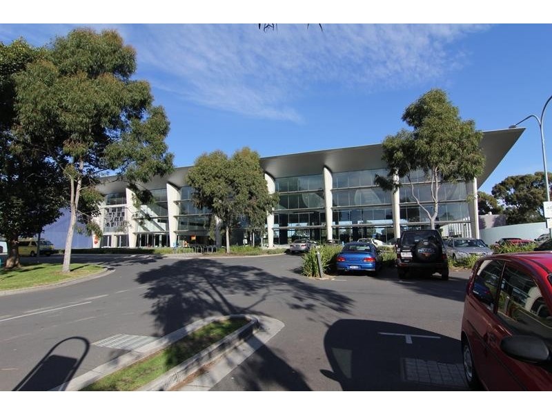1-2/18 Kurrajong Avenue GLEN WAVERLEY 3150, Glen Waverley VIC 3150