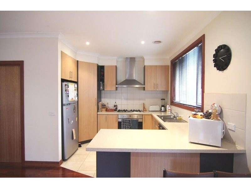 12 Newton Grove GLEN WAVERLEY 3150, Glen Waverley VIC 3150