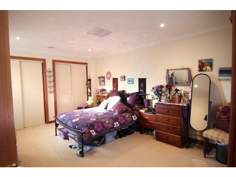 12 Newton Grove GLEN WAVERLEY 3150, Glen Waverley VIC 3150