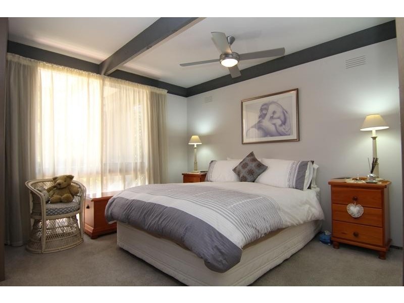 15 Outlook Drive DANDENONG NORTH 3175, Dandenong North VIC 3175