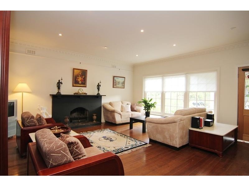 1234 Old Burke Road KEW EAST 3102, Kew East VIC 3102