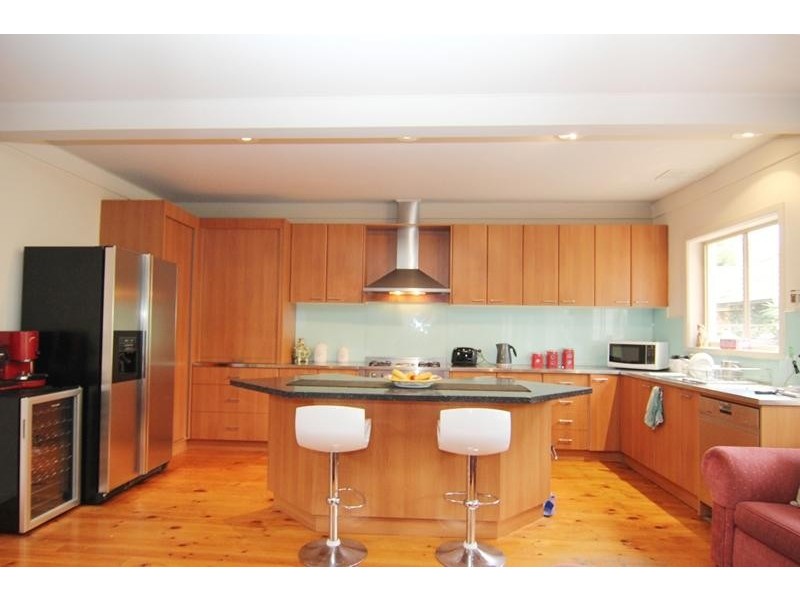 1234 Old Burke Road KEW EAST 3102, Kew East VIC 3102