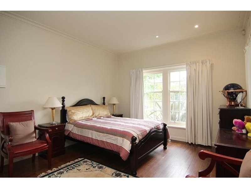 1234 Old Burke Road KEW EAST 3102, Kew East VIC 3102