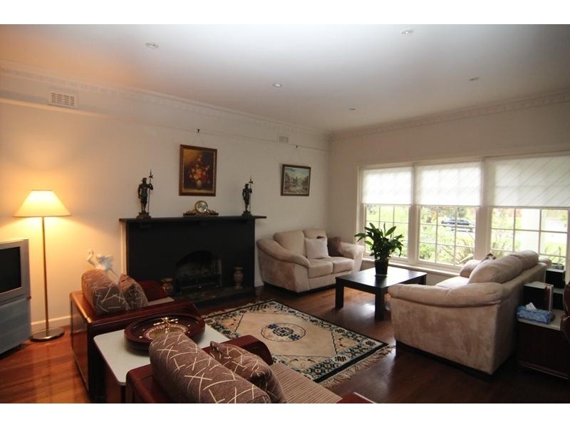 1234 Old Burke Road KEW EAST 3102, Kew East VIC 3102