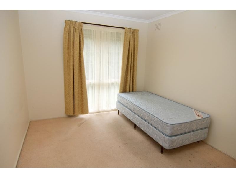 20 Adamson Drive ENDEAVOUR HILLS 3802, Endeavour Hills VIC 3802