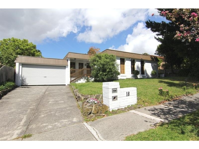 18 Ajax Drive WHEELERS HILL 3150, Wheelers Hill VIC 3150