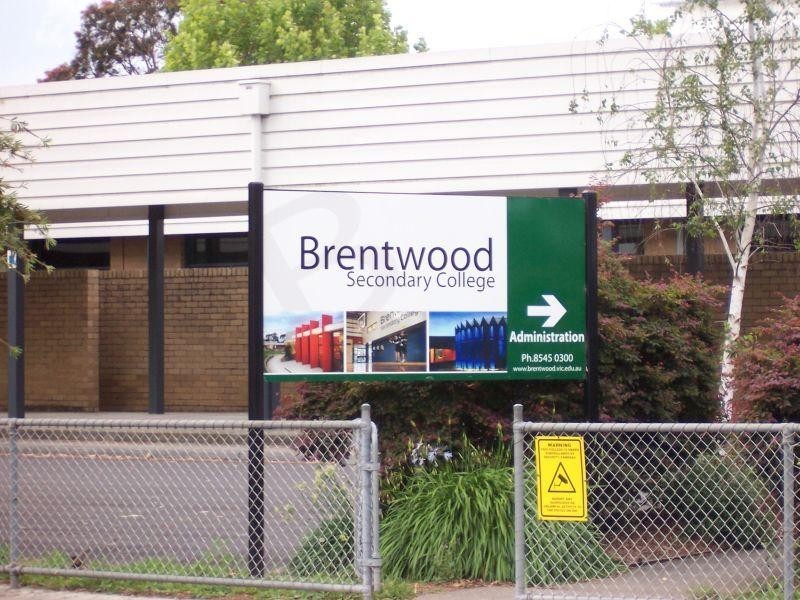 2 Thomas Court GLEN WAVERLEY 3150, Glen Waverley VIC 3150