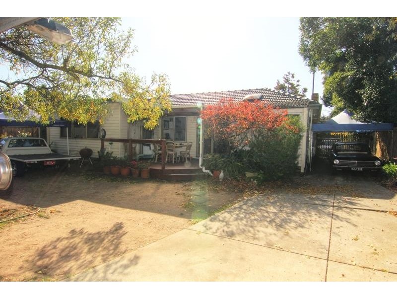 26 Charlton  Street MOUNT WAVERLEY 3149, Mount Waverley VIC 3149