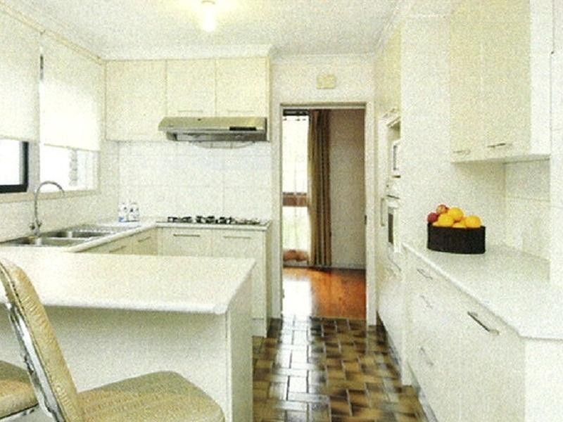 2 Thomas Court GLEN WAVERLEY 3150, Glen Waverley VIC 3150