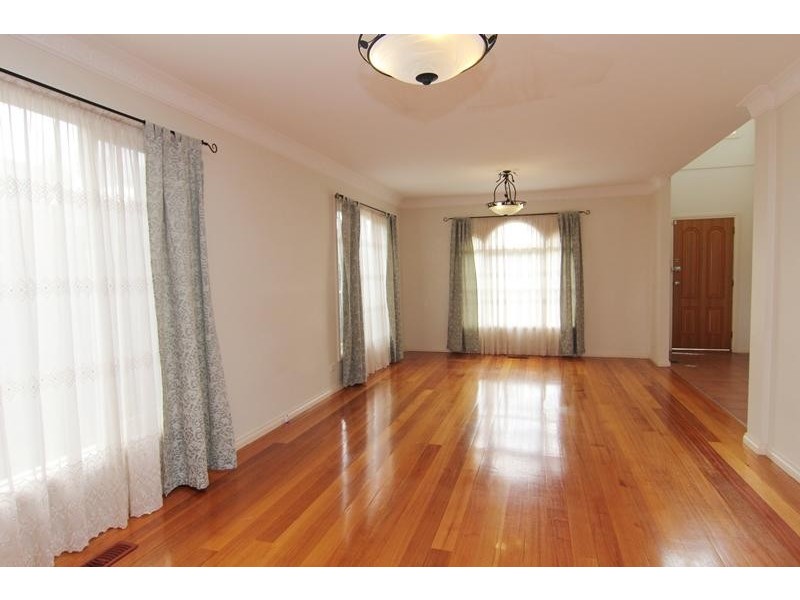 4 Nelse Court, Wheelers Hill VIC 3150