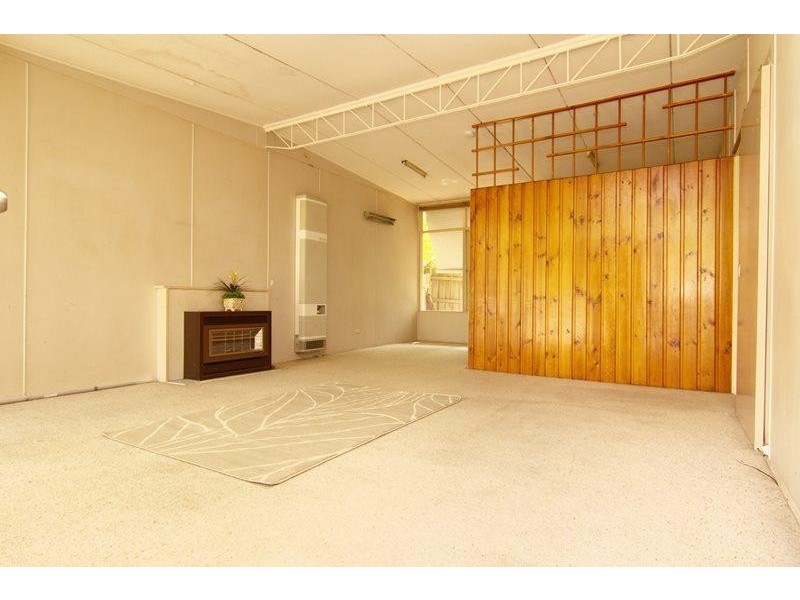 27 Garrisson Drive, Glen Waverley VIC 3150