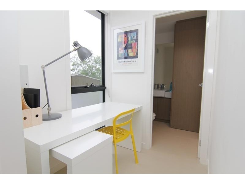 1 Magnolia Walk, Burwood VIC 3125