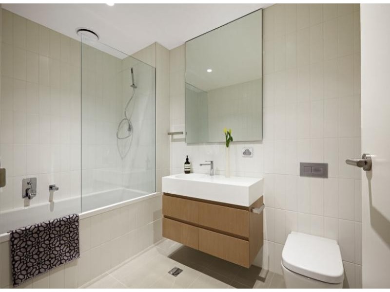 2/12c Spring Road, Malvern VIC 3144