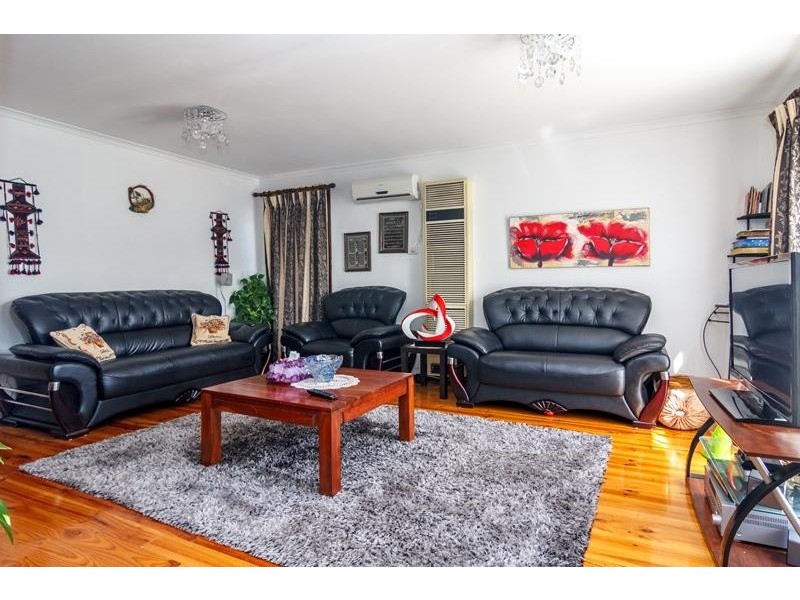 36 Nettle Drive, Hallam VIC 3803