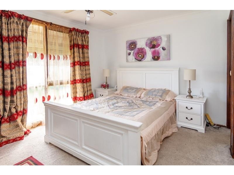 36 Nettle Drive, Hallam VIC 3803