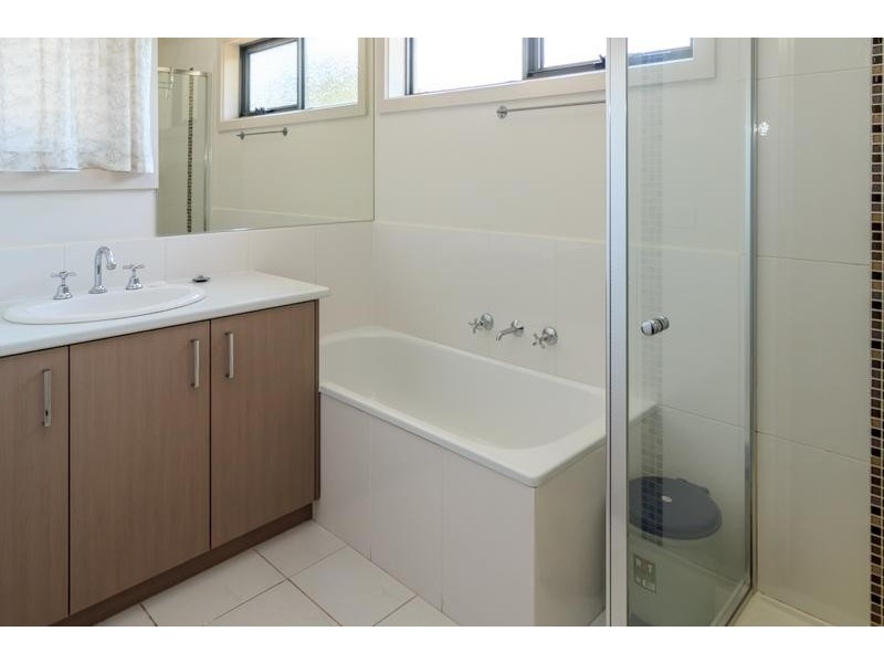 13 Oleanda Crescent, Nunawading VIC 3131