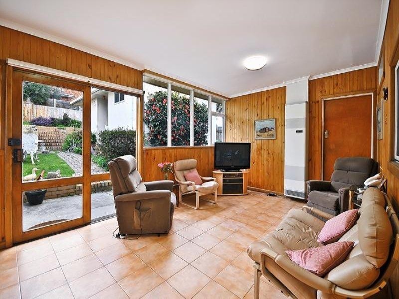 13 Ivanhoe Street, Glen Waverley VIC 3150