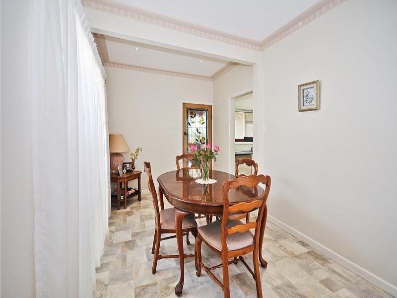 13 Ivanhoe Street, Glen Waverley VIC 3150
