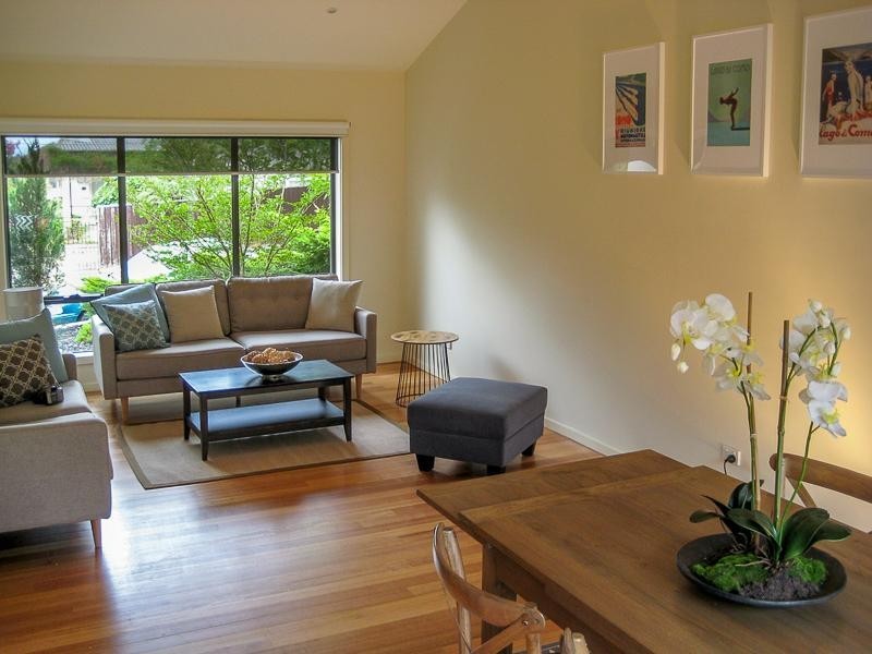 9 St Johns Wood Road, Mount Waverley VIC 3149