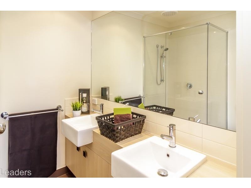 9 St Johns Wood Road, Mount Waverley VIC 3149