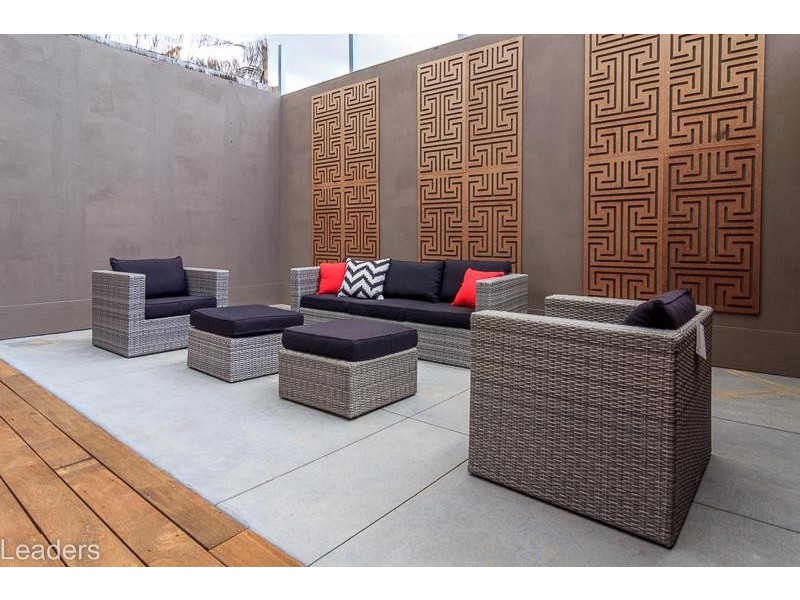 9 St Johns Wood Road, Mount Waverley VIC 3149