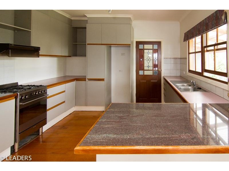 31 Charlotte Street, Glen Waverley VIC 3150