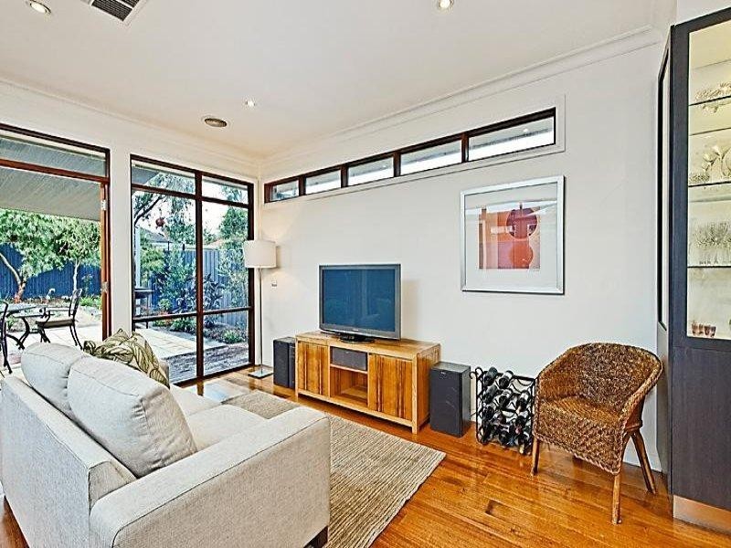 38 Mackie Road, Bentleigh East VIC 3165