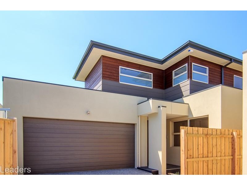 2/2 Adams  Avenue, Glen Waverley VIC 3150