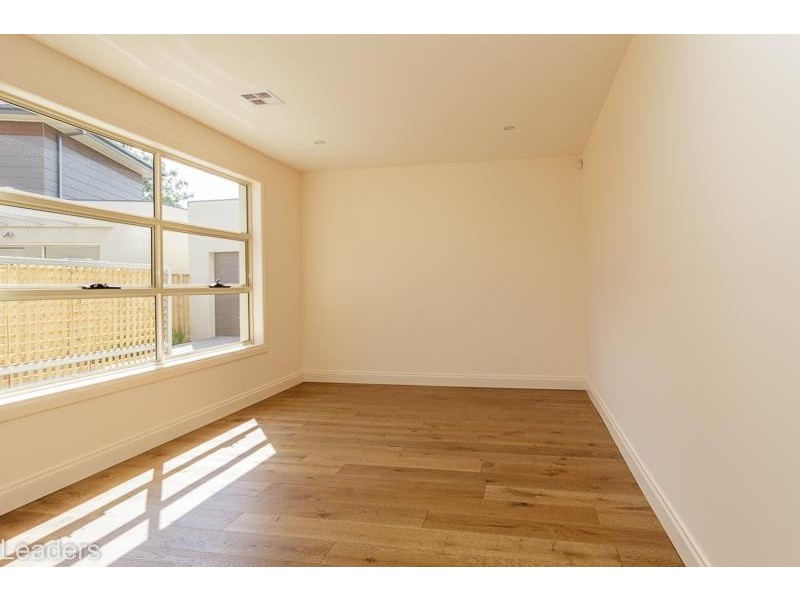 2/2 Adams  Avenue, Glen Waverley VIC 3150