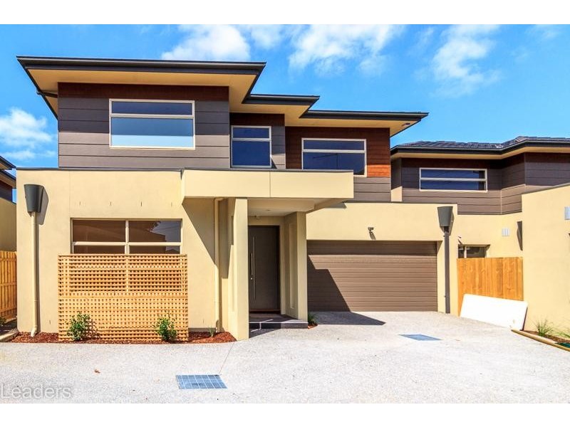 3/2 Adams  Avenue, Glen Waverley VIC 3150
