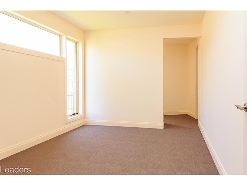 20 Rose Avenue, Glen Waverley VIC 3150