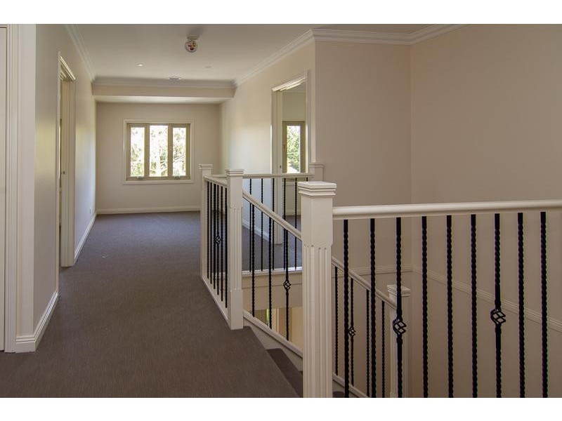 1/36 Pepperell Avenue, Glen Waverley VIC 3150