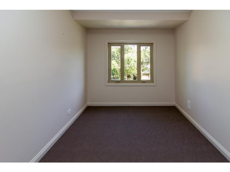 1/36 Pepperell Avenue, Glen Waverley VIC 3150