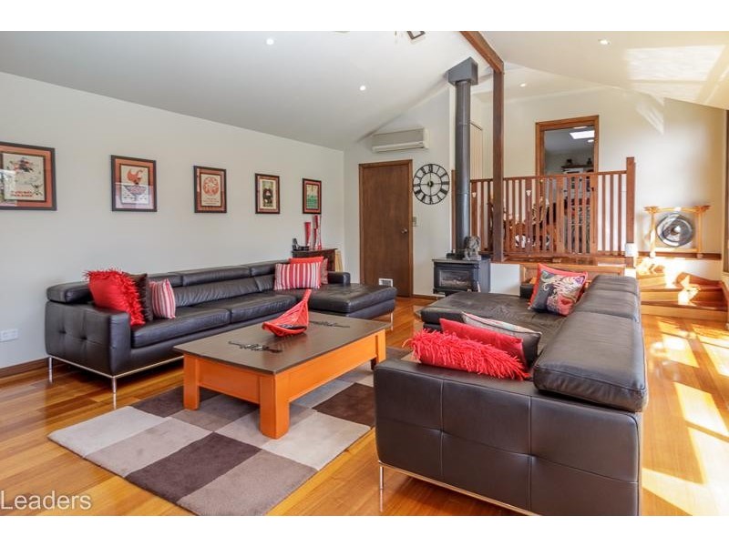 20 Canova Drive, Glen Waverley VIC 3150