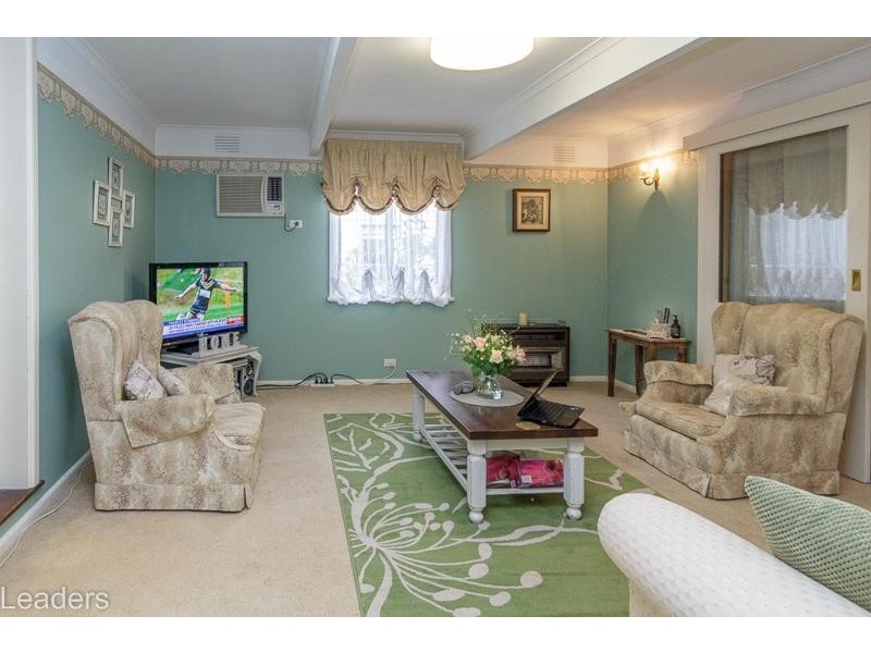 6 McKeon Road, Mitcham VIC 3132