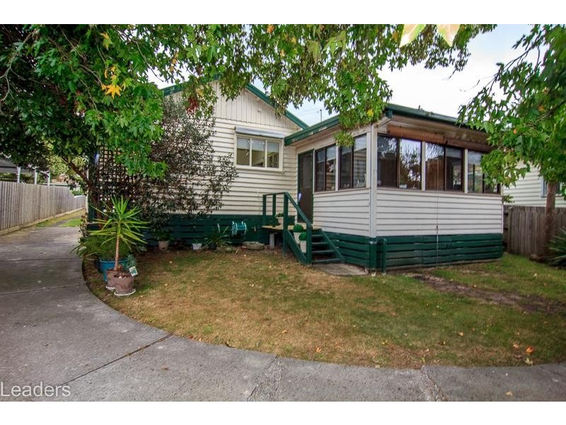 6 McKeon Road, Mitcham VIC 3132