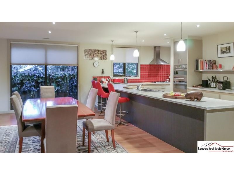 16 Corunna Court, Glen Waverley VIC 3150