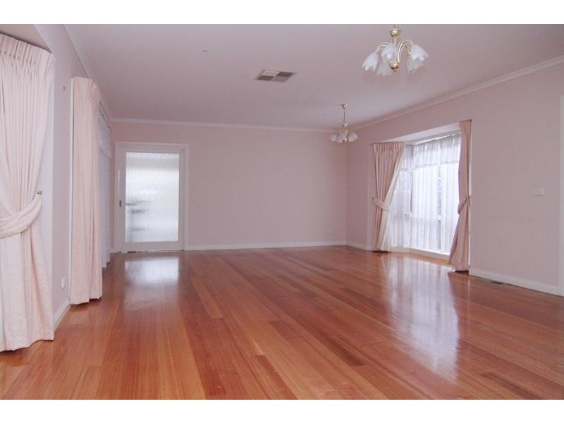 2/84 Leeds Road, Mount Waverley VIC 3149