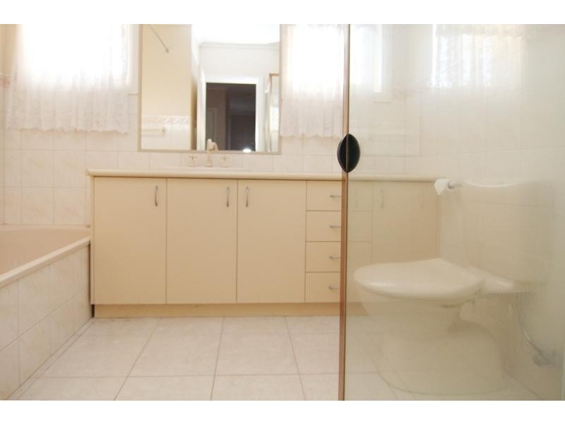 2/84 Leeds Road, Mount Waverley VIC 3149