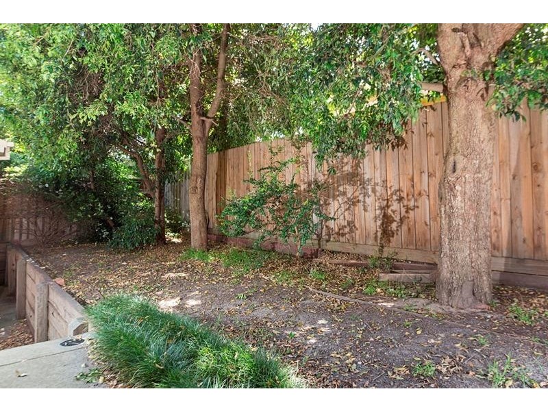 2/84 Leeds Road, Mount Waverley VIC 3149