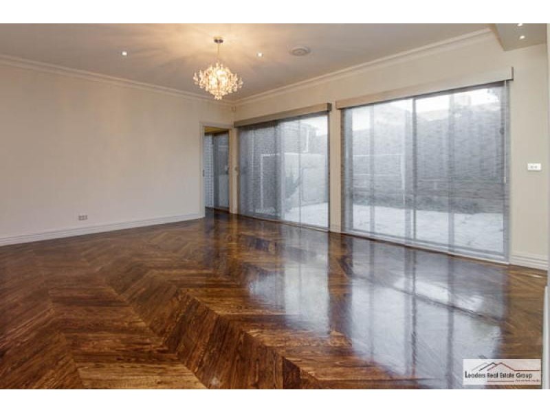 1/449 High Street Road, Mount Waverley VIC 3149