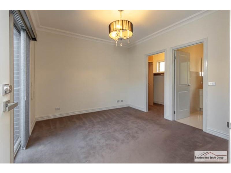 1/449 High Street Road, Mount Waverley VIC 3149