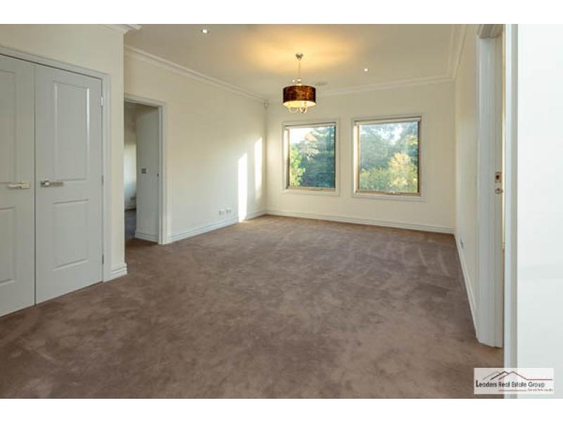 1/449 High Street Road, Mount Waverley VIC 3149