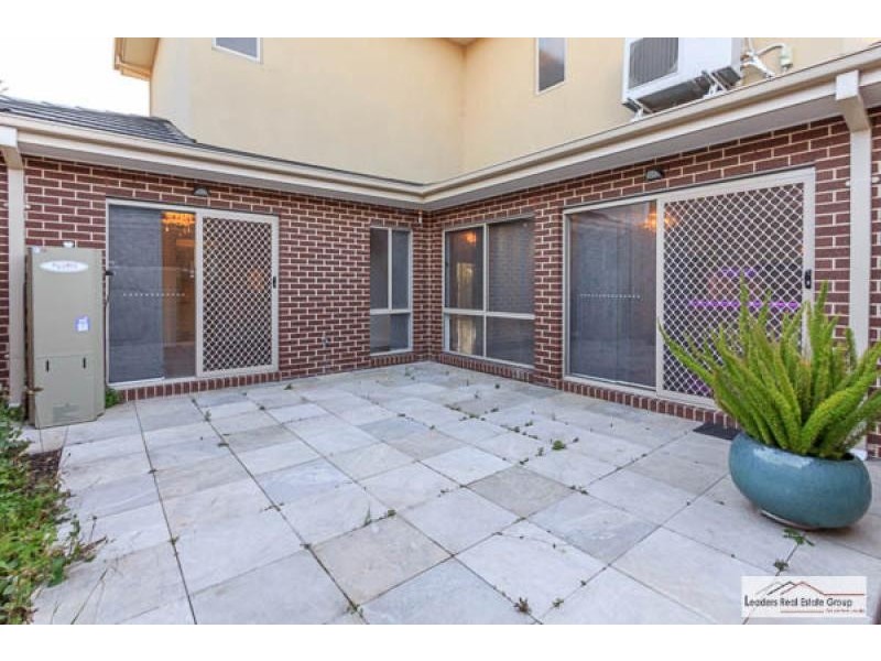 1/449 High Street Road, Mount Waverley VIC 3149