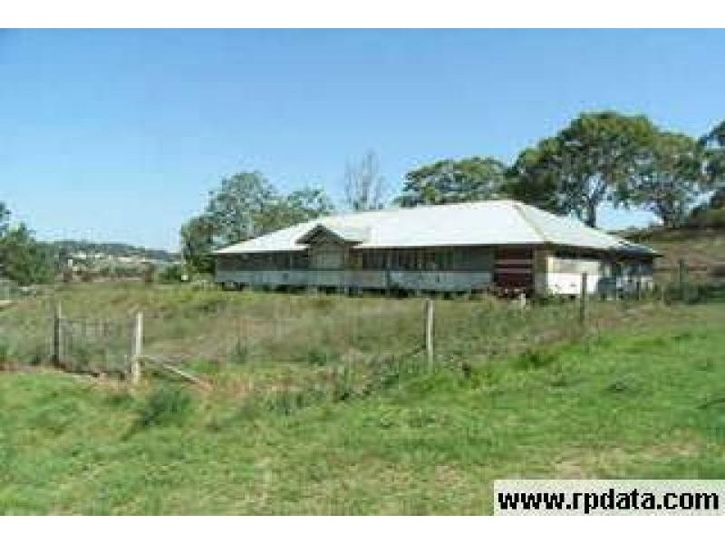 28 Hogg Street ROCKVILLE 4350, Rockville QLD 4350